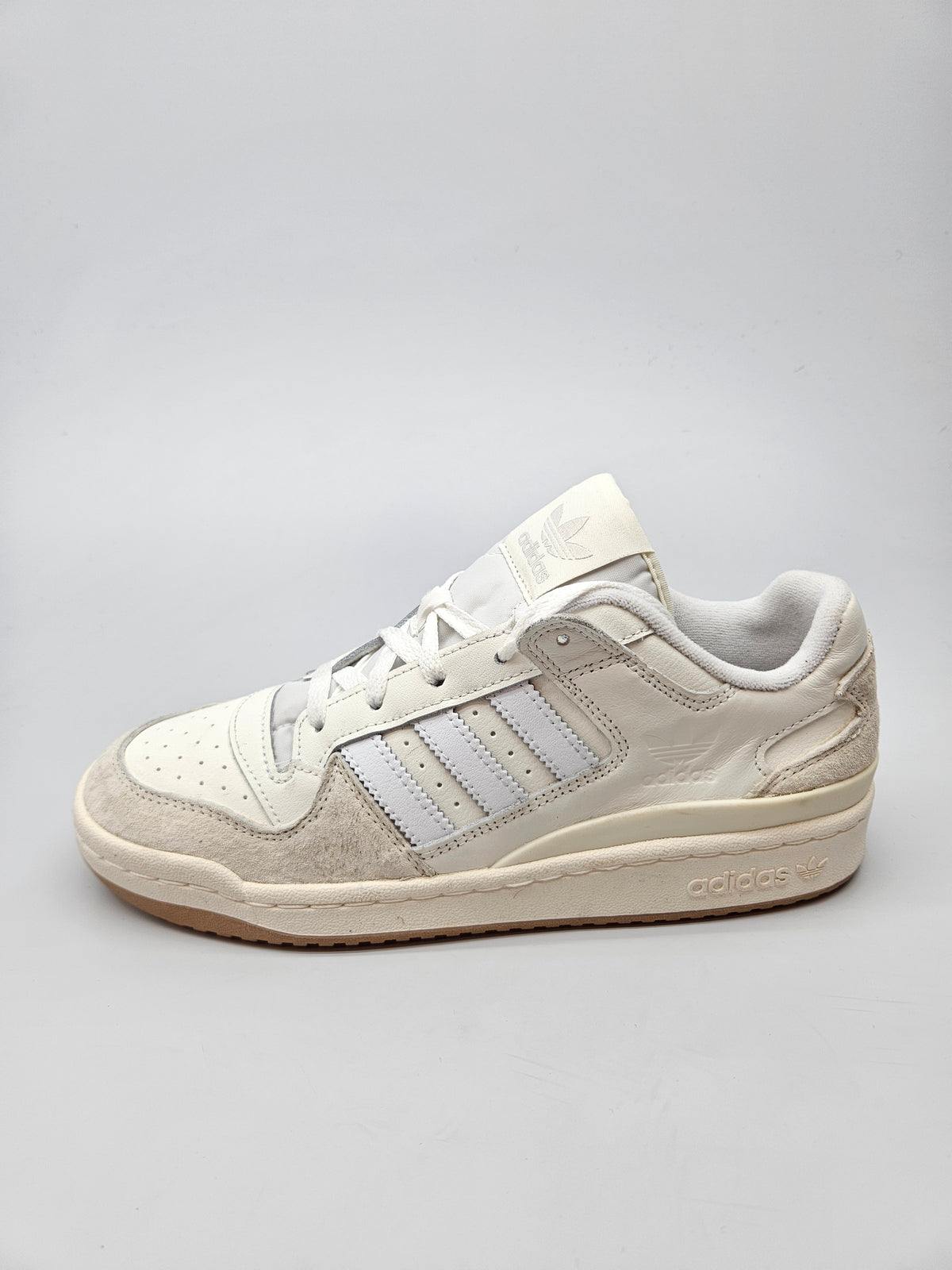 ADIDAS NOVI ORIGINAL PATIKI BR 40.5