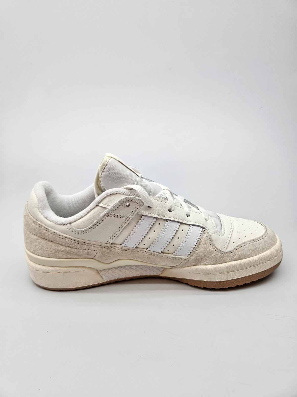 ADIDAS NOVI ORIGINAL PATIKI BR 40.5