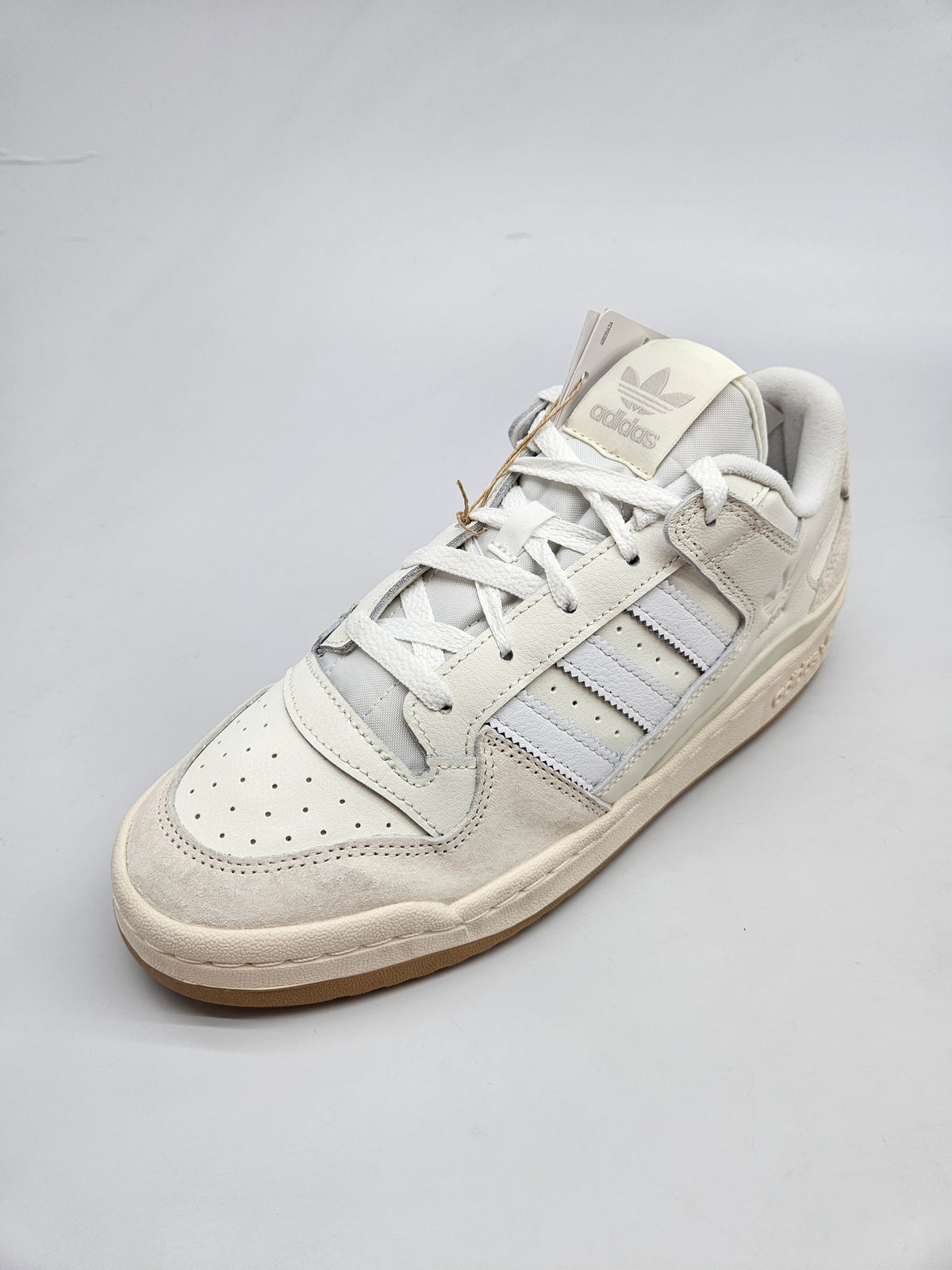 ADIDAS NOVI ORIGINAL PATIKI BR 42