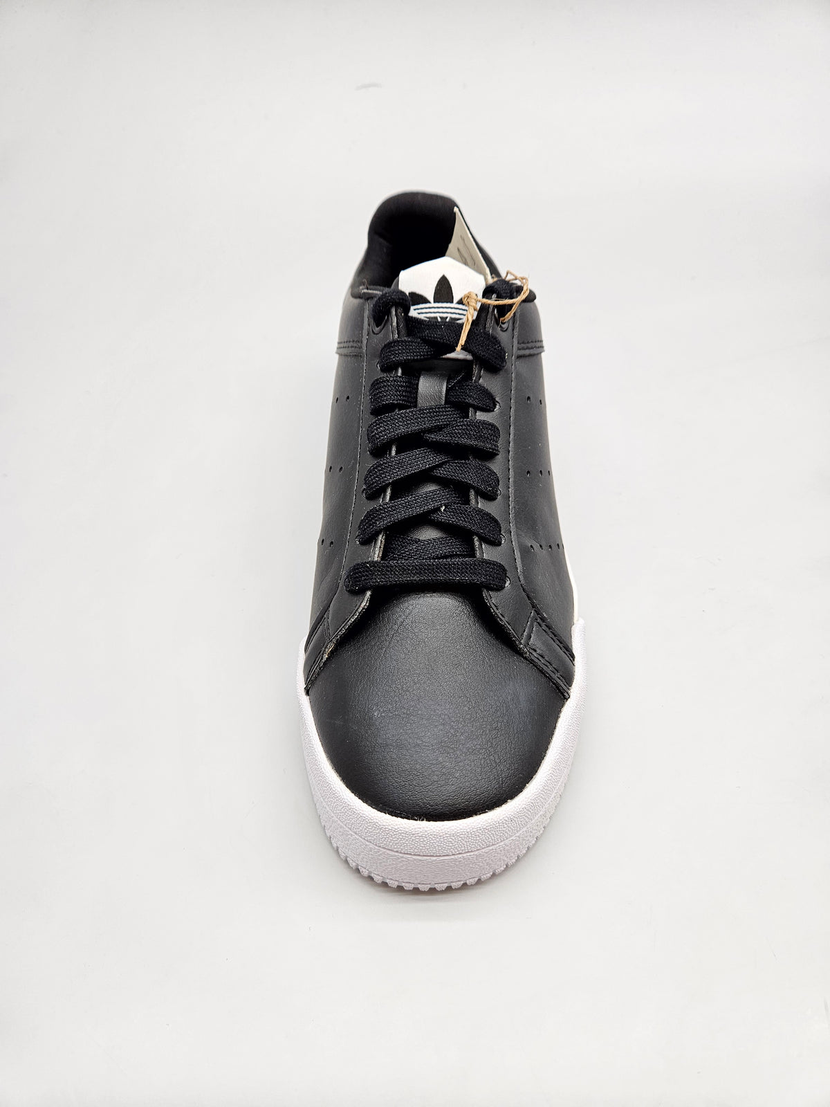 ADIDAS NOVI ORIGINAL PATIKI BR 38.5