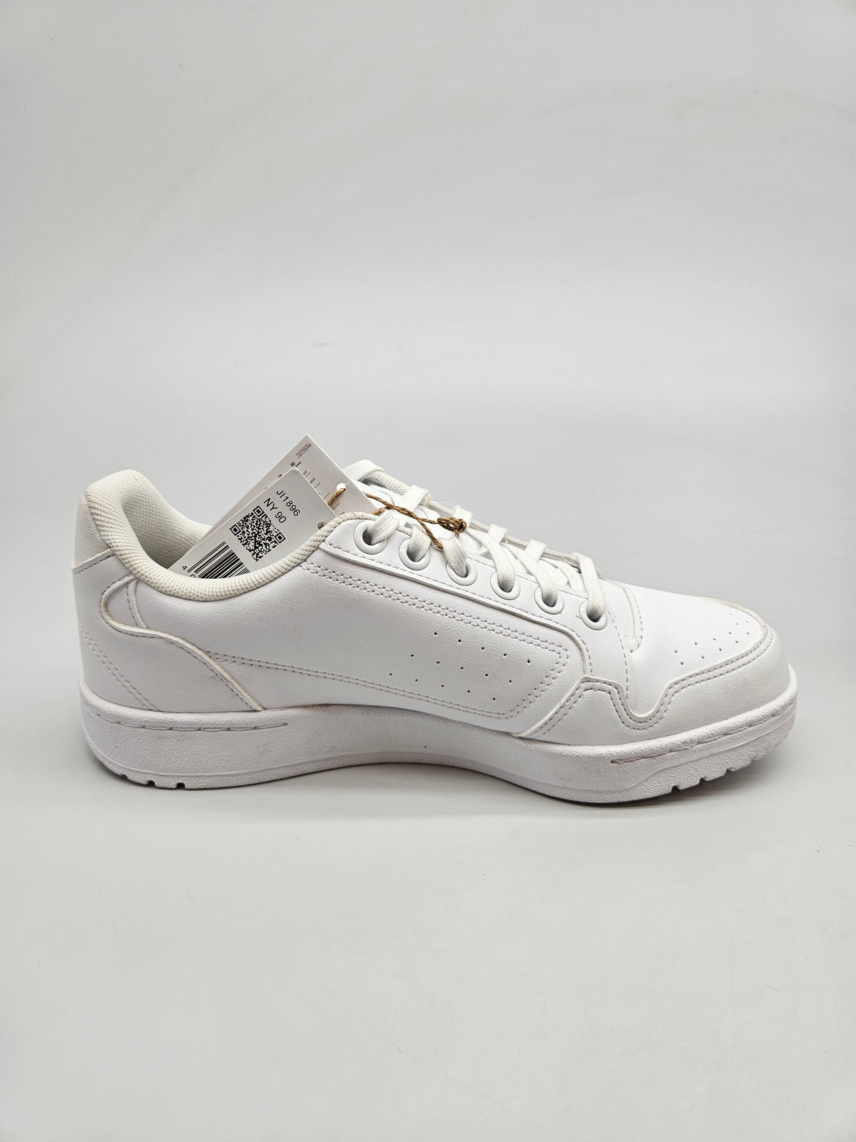 ADIDAS NOVI ORIGINAL PATIKI BR 40