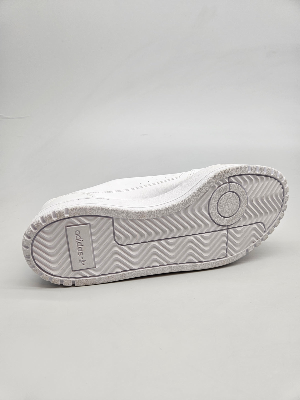 ADIDAS NOVI ORIGINAL PATIKI BR 40