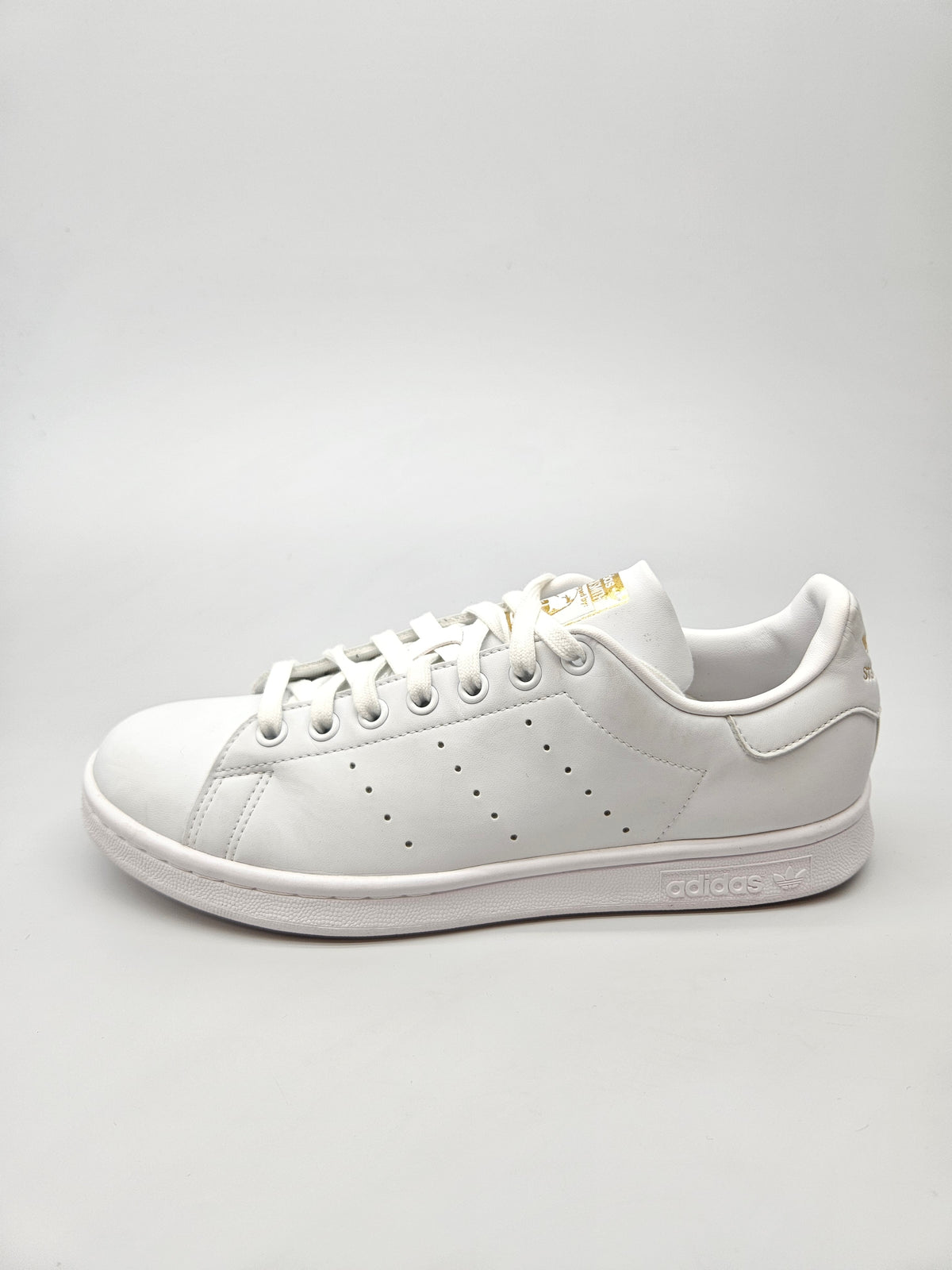 ADIDAS NOVI ORIGINAL PATIKI BR 40.5