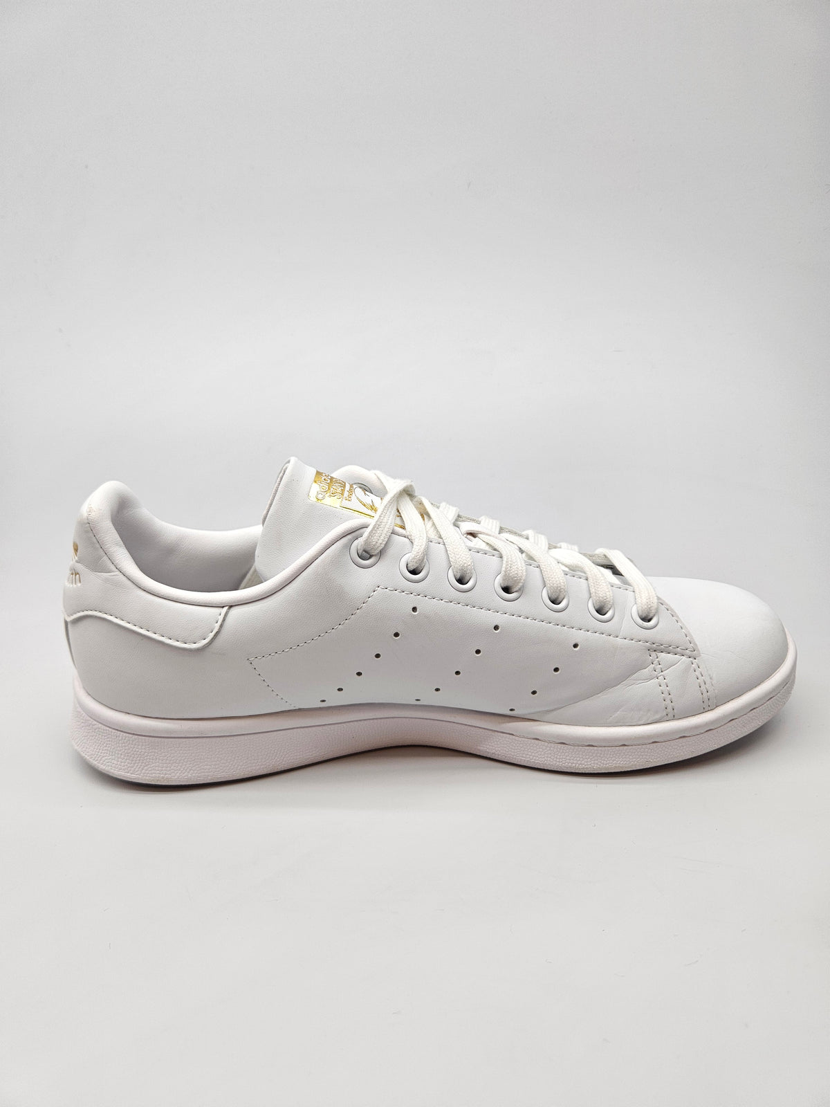 ADIDAS NOVI ORIGINAL PATIKI BR 40.5