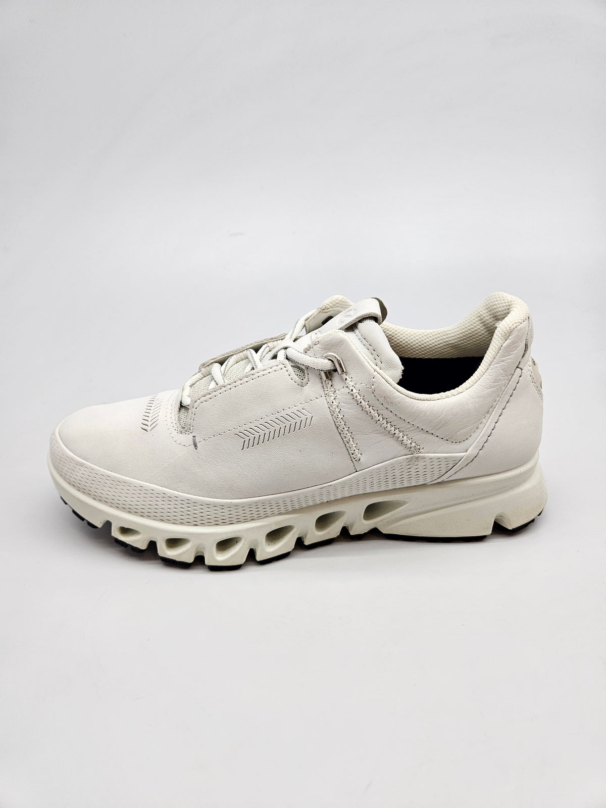 ECCO GORETEX ORIGINAL VODOTPORNI PATIKI BR 39