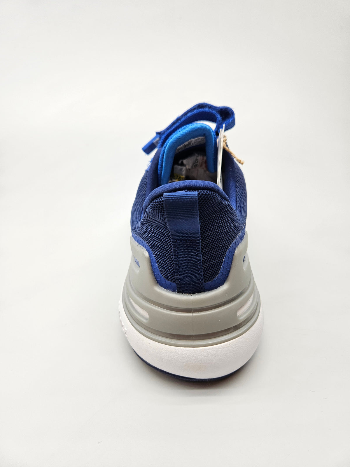 ADIDAS NOVI ORIGINAL PATIKI BR 39