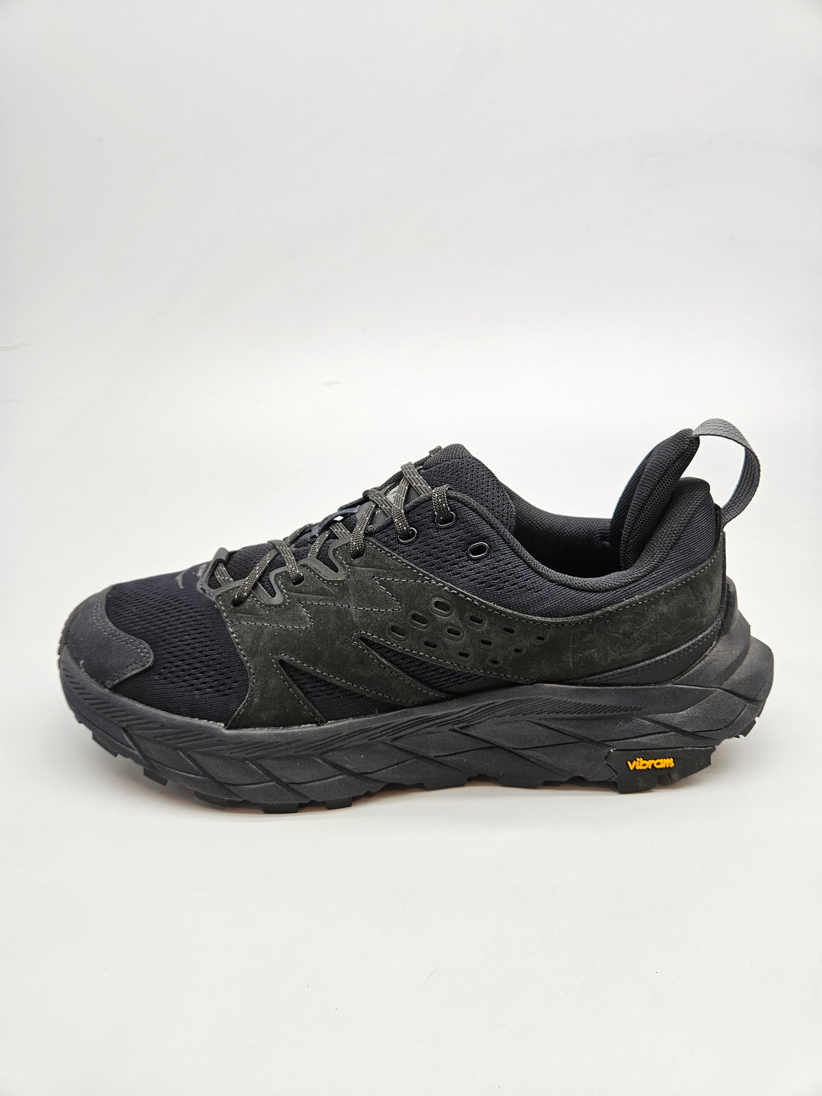 HOKA VIBRAM NOVI ORIGINAL PATIKI BR 43