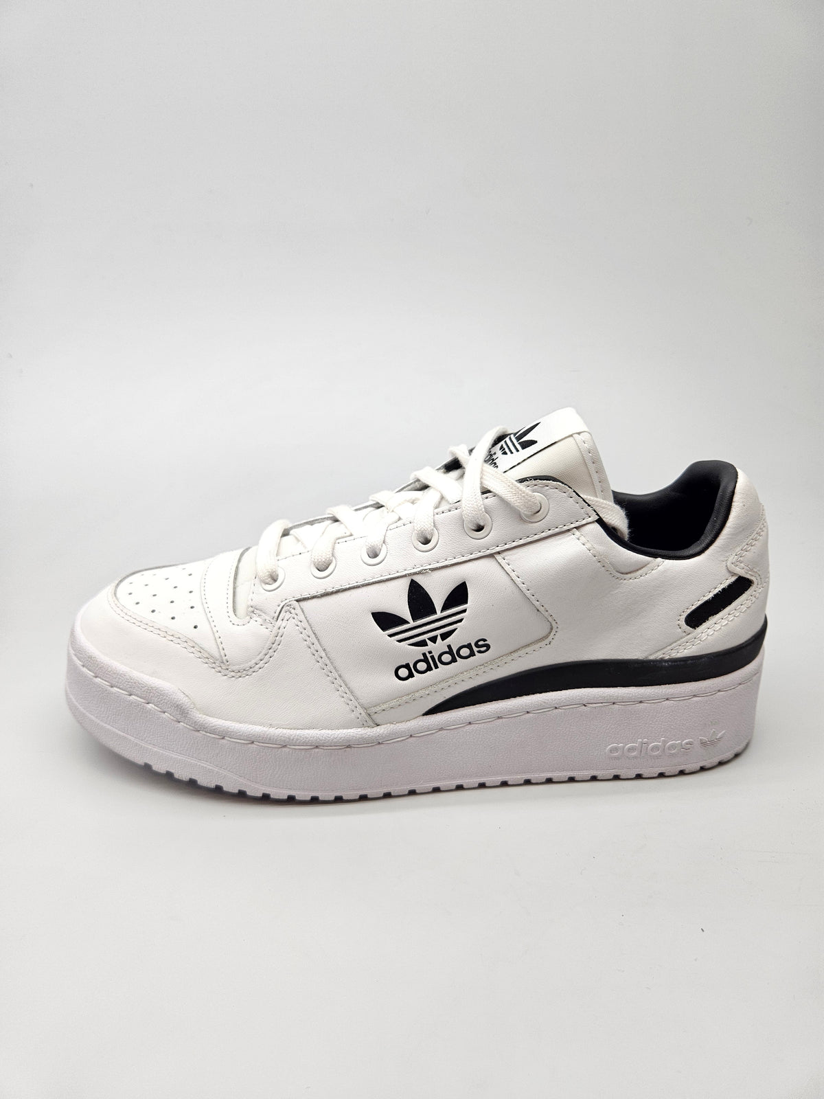 ADIDAS NOVI ORIGINAL PATIKI BR 42