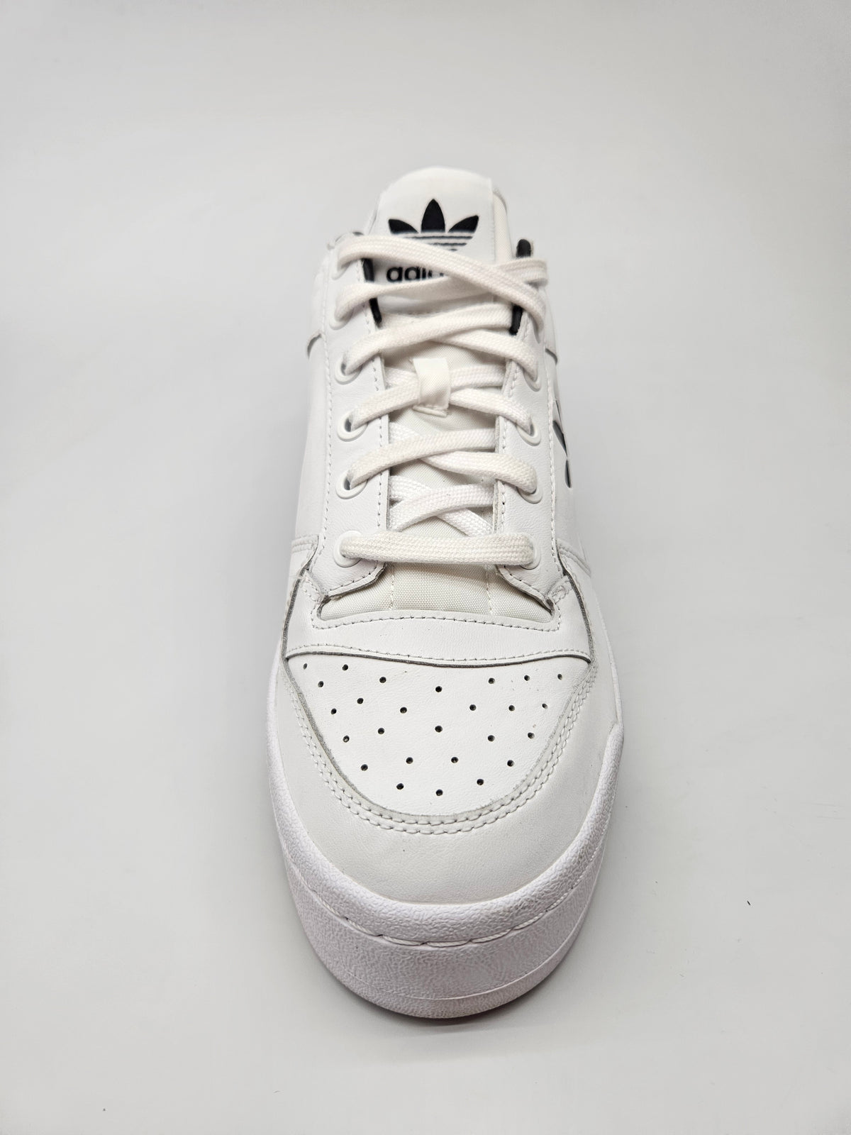 ADIDAS NOVI ORIGINAL PATIKI BR 42
