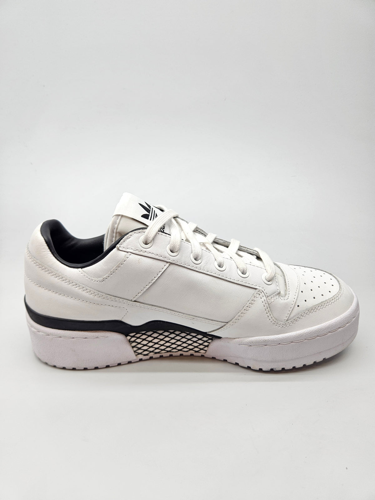 ADIDAS NOVI ORIGINAL PATIKI BR 42