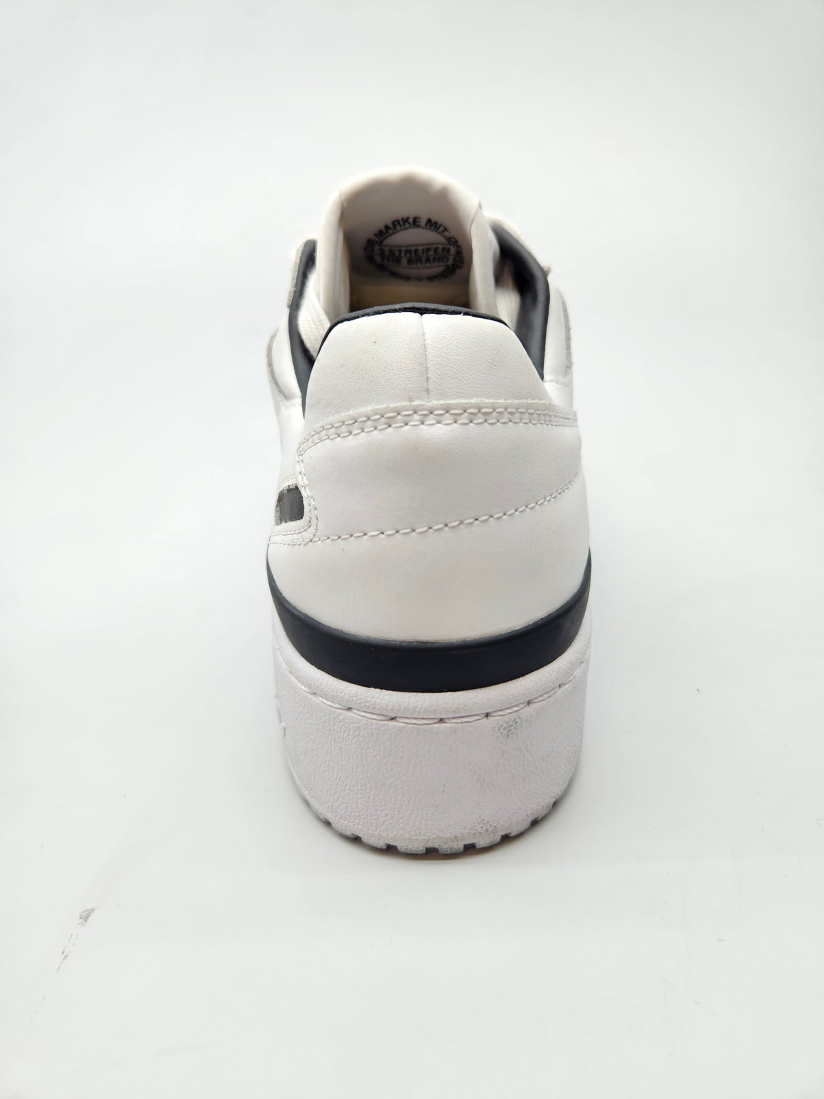 ADIDAS NOVI ORIGINAL PATIKI BR 42