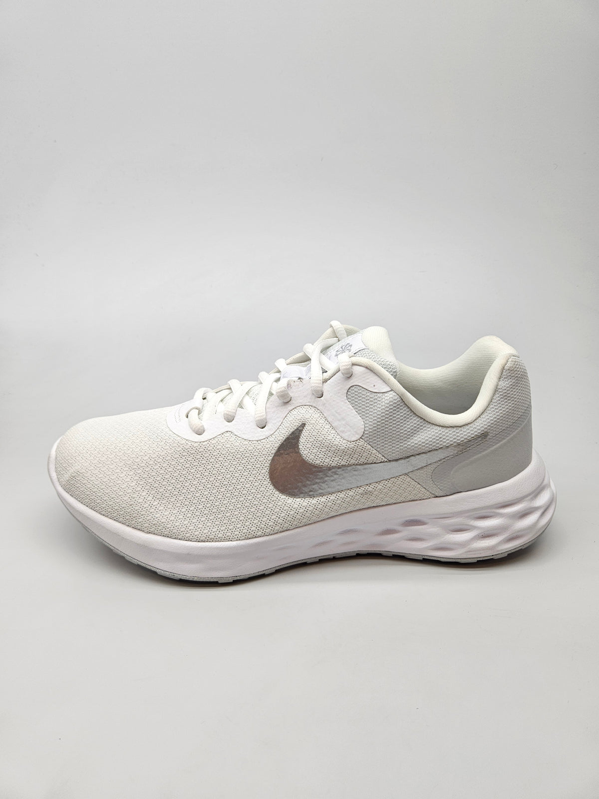 NIKE NOVI ORIGINAL PATIKI BR 42