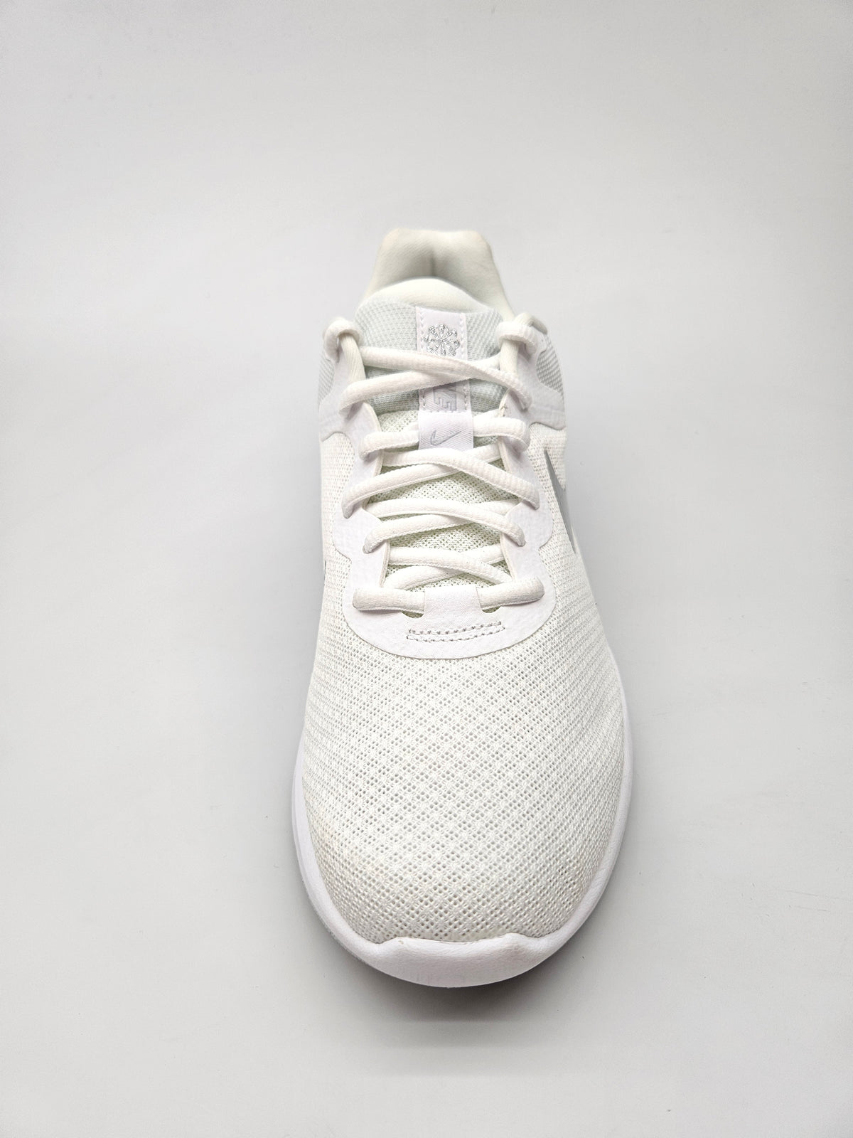 NIKE NOVI ORIGINAL PATIKI BR 42