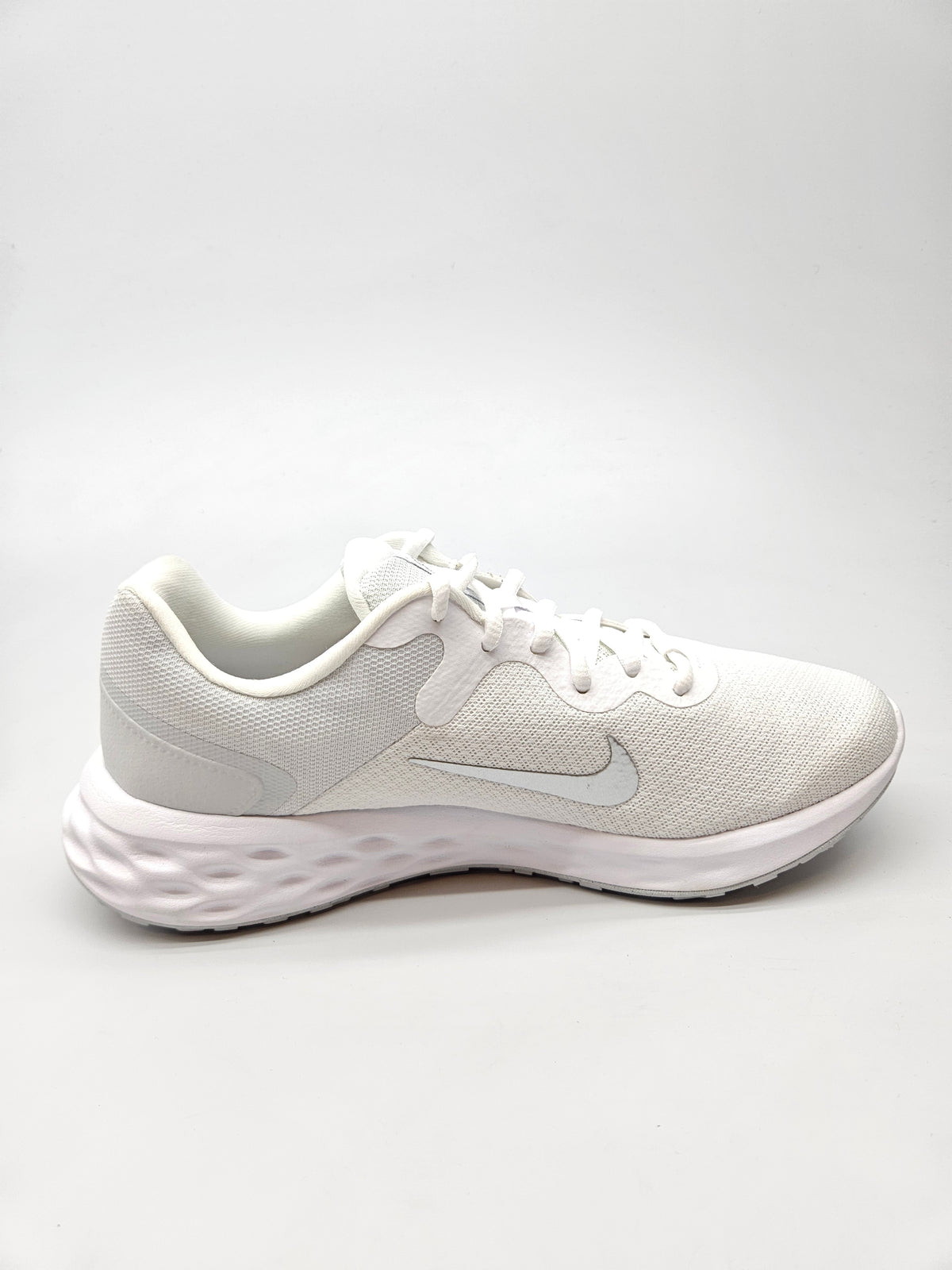NIKE NOVI ORIGINAL PATIKI BR 42