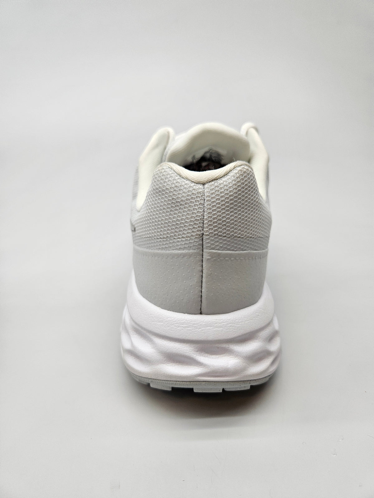 NIKE NOVI ORIGINAL PATIKI BR 42