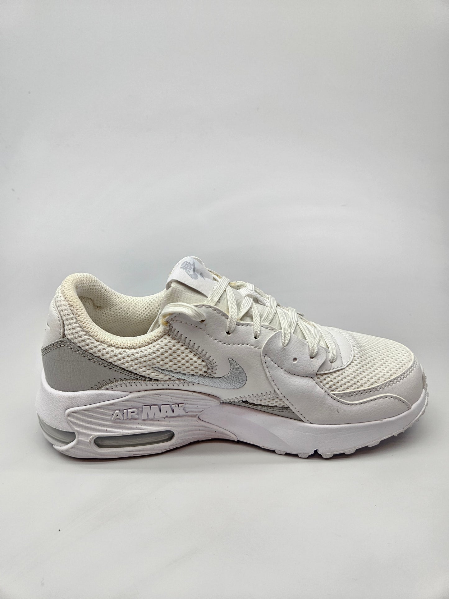 NIKE AIRMAX NOVI ORIGINAL PATIKI BR 37.5