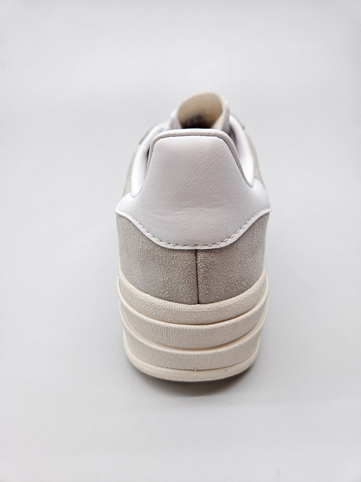 ADIDAS GAZZELE NOVI ORIGINAL PATIKI BR 38