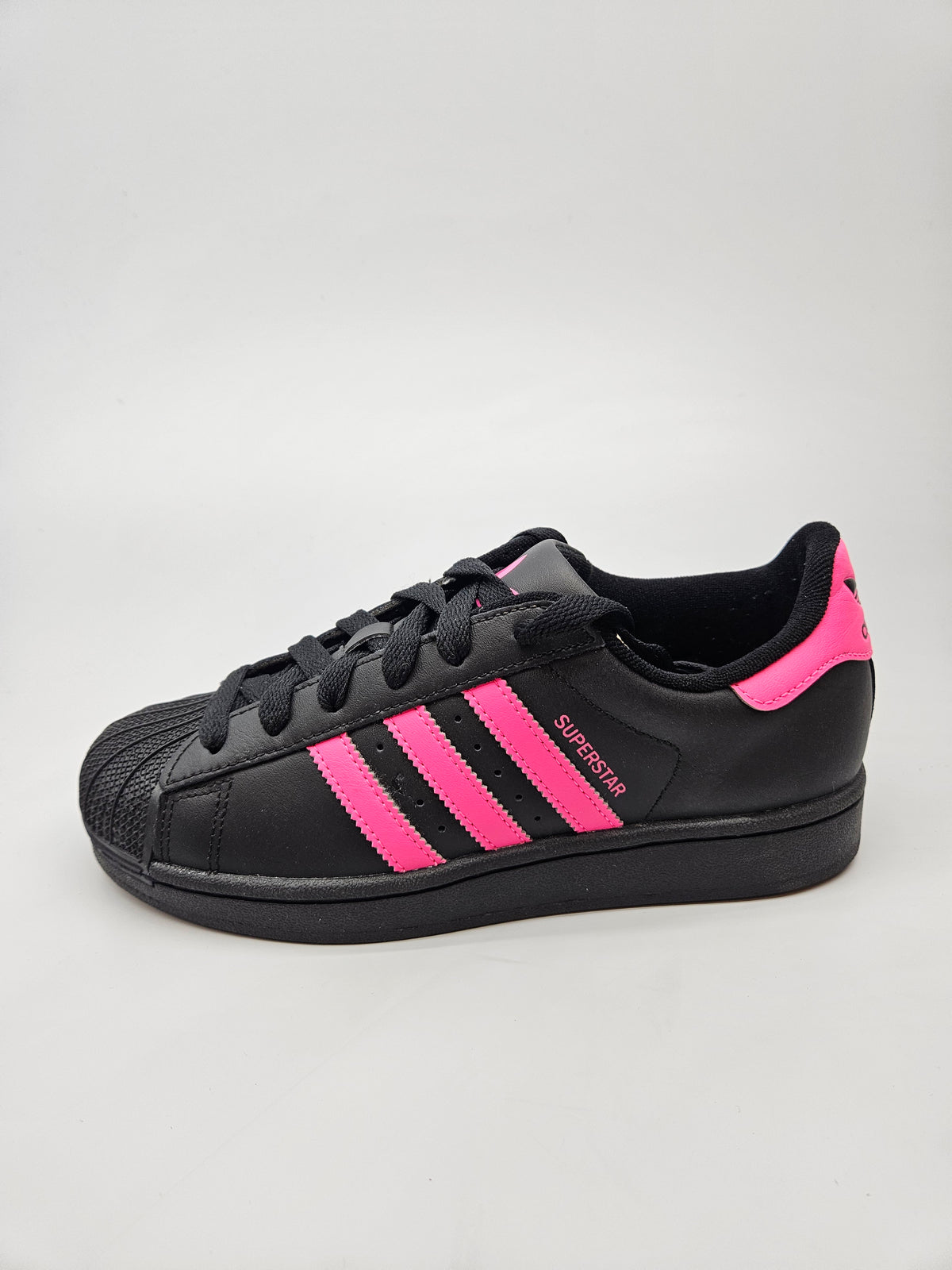 ADIDAS SUPERSTAR ORIGINAL PATIKI BR 38.5
