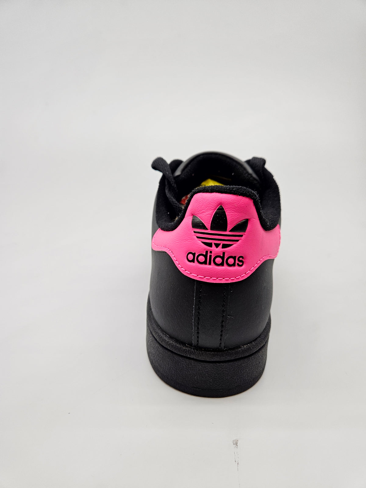 ADIDAS SUPERSTAR ORIGINAL PATIKI BR 38.5