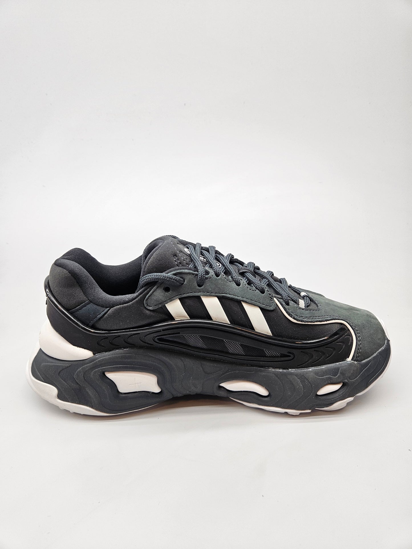 ADIDAS NOVI ORIGINAL PATIKI BR 37