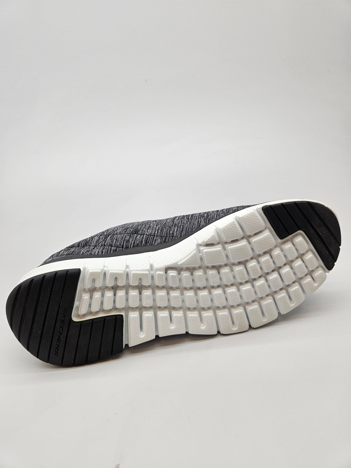 SKECHERS MEMORY ORIGINAL NOVI PATIKI BR 40