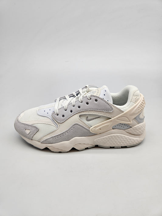 NIKE ORIGINAL NOVI PATIKI BR 37.5