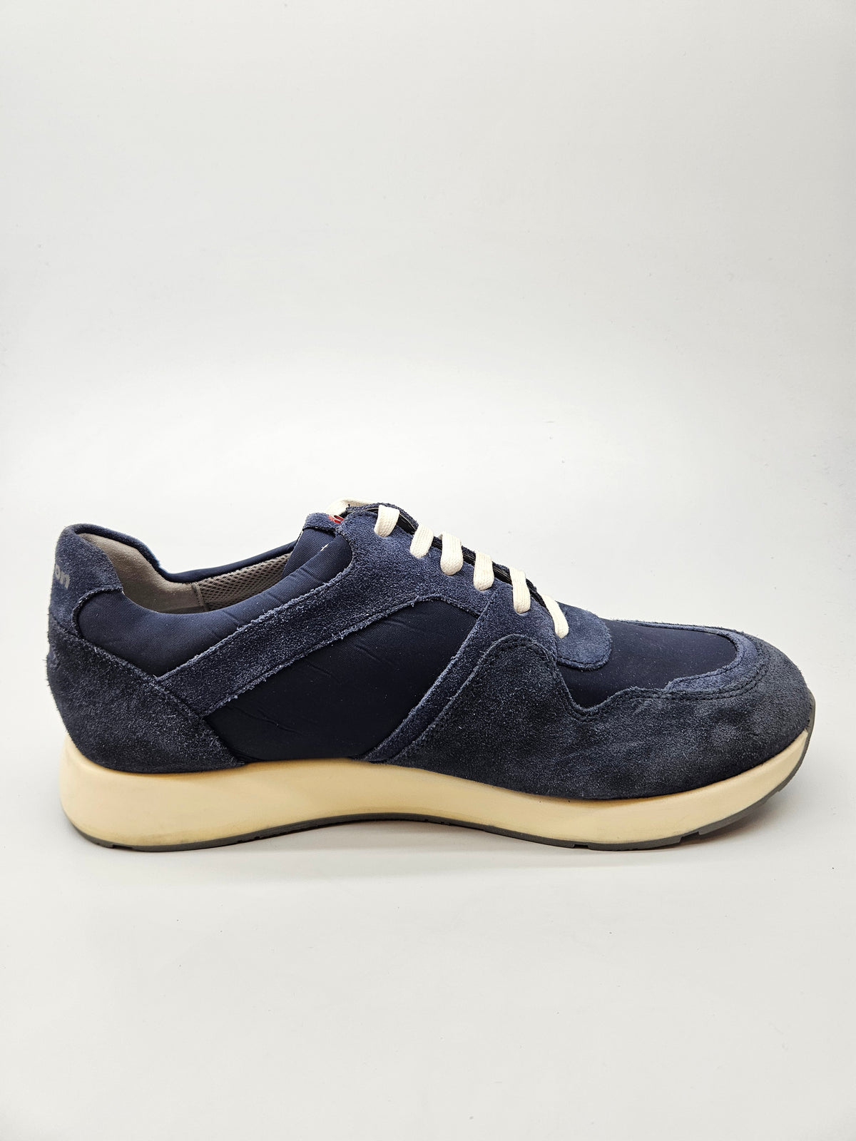 STRELLSON NOVI ORIGINAL PATIKI BR 45