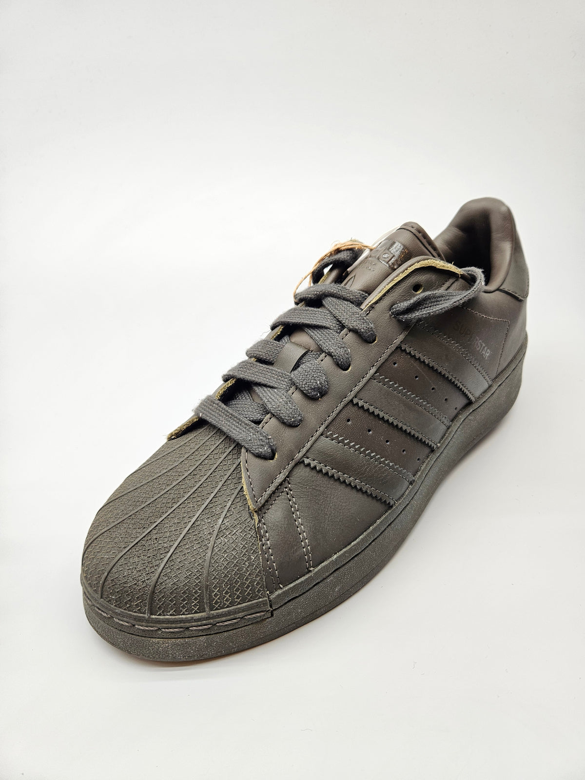 ADIDAS NOVI ORIGINAL PATIKI BR 43
