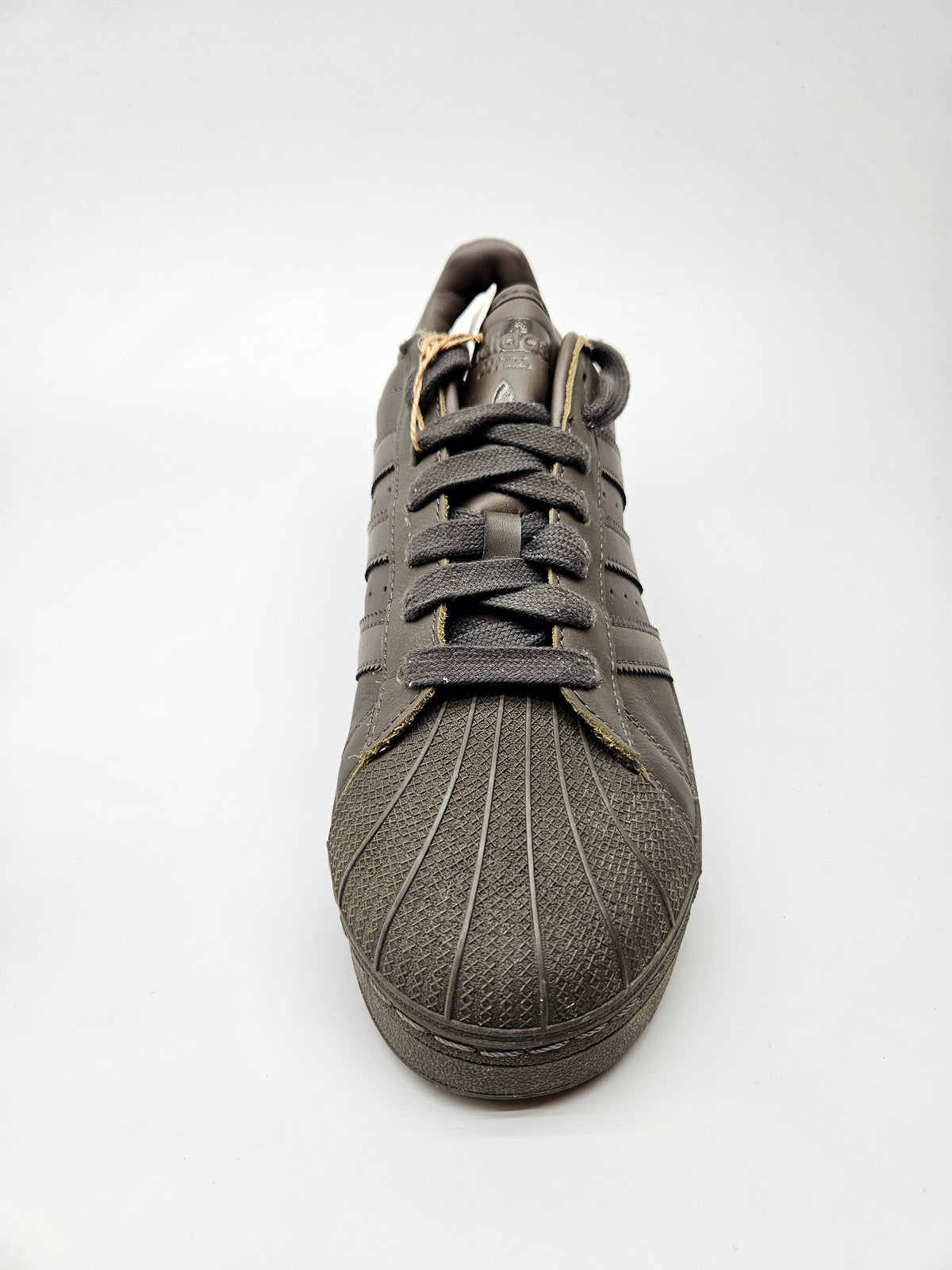 ADIDAS NOVI ORIGINAL PATIKI BR 43