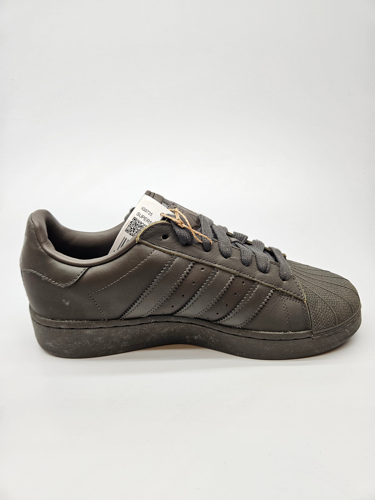 ADIDAS NOVI ORIGINAL PATIKI BR 43