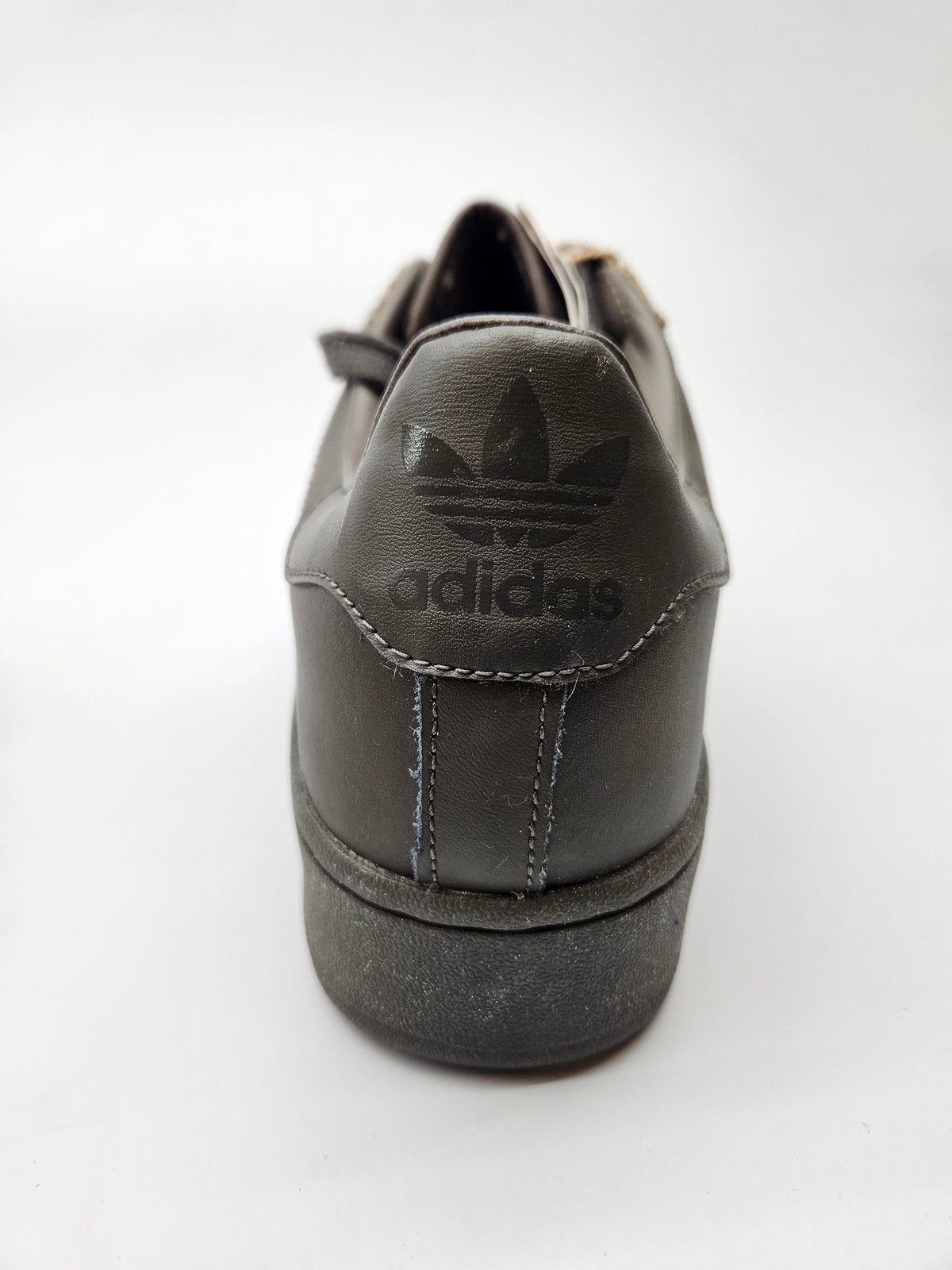 ADIDAS NOVI ORIGINAL PATIKI BR 43