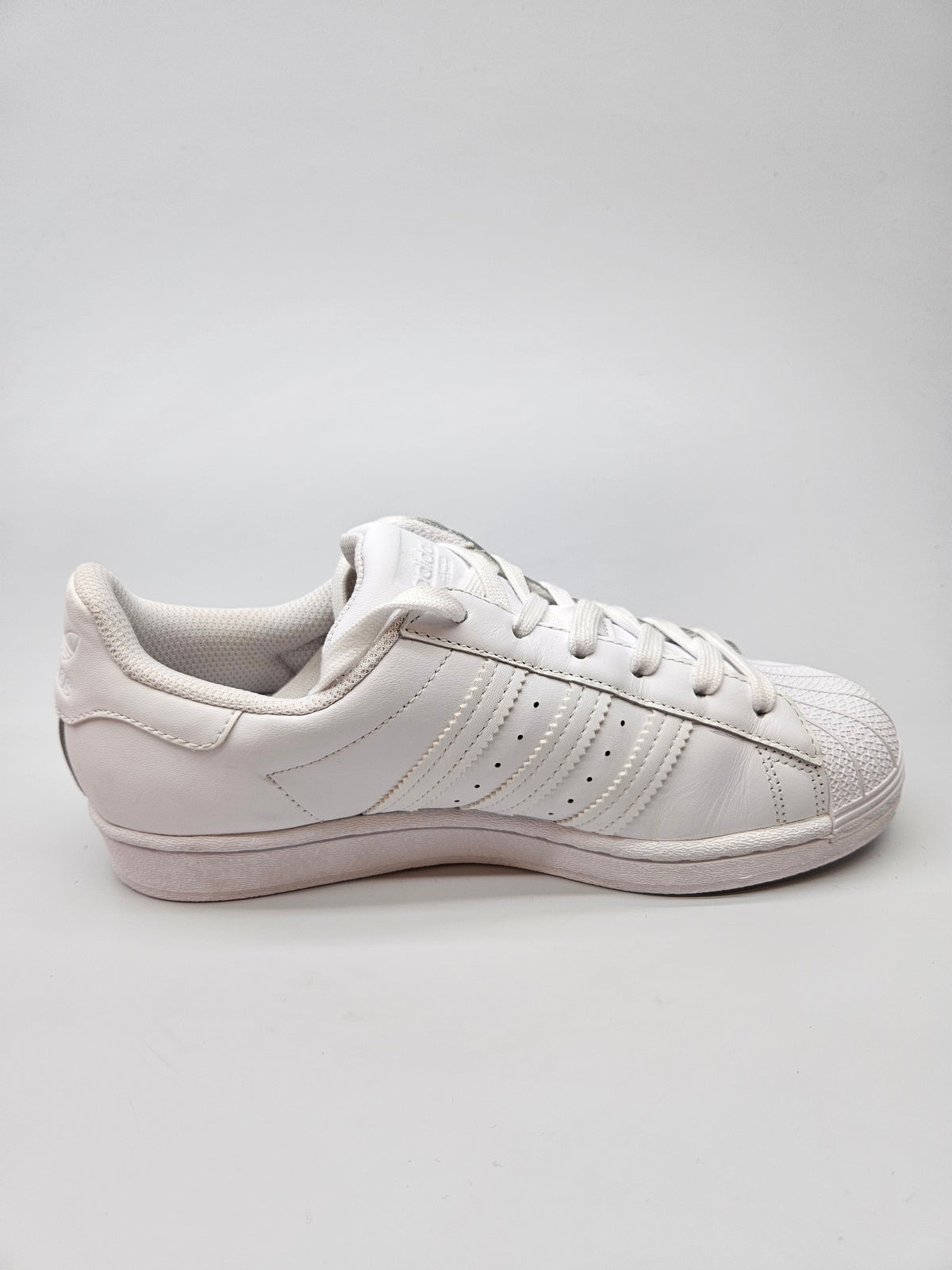 ADIDAS NOVI ORIGINAL PATIKI BR 37