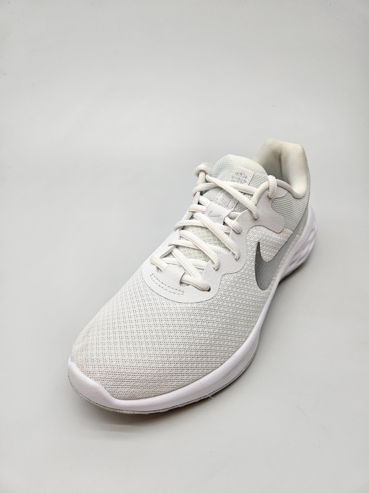 NIKE NOVI ORIGINAL PATIKI BR 40.5