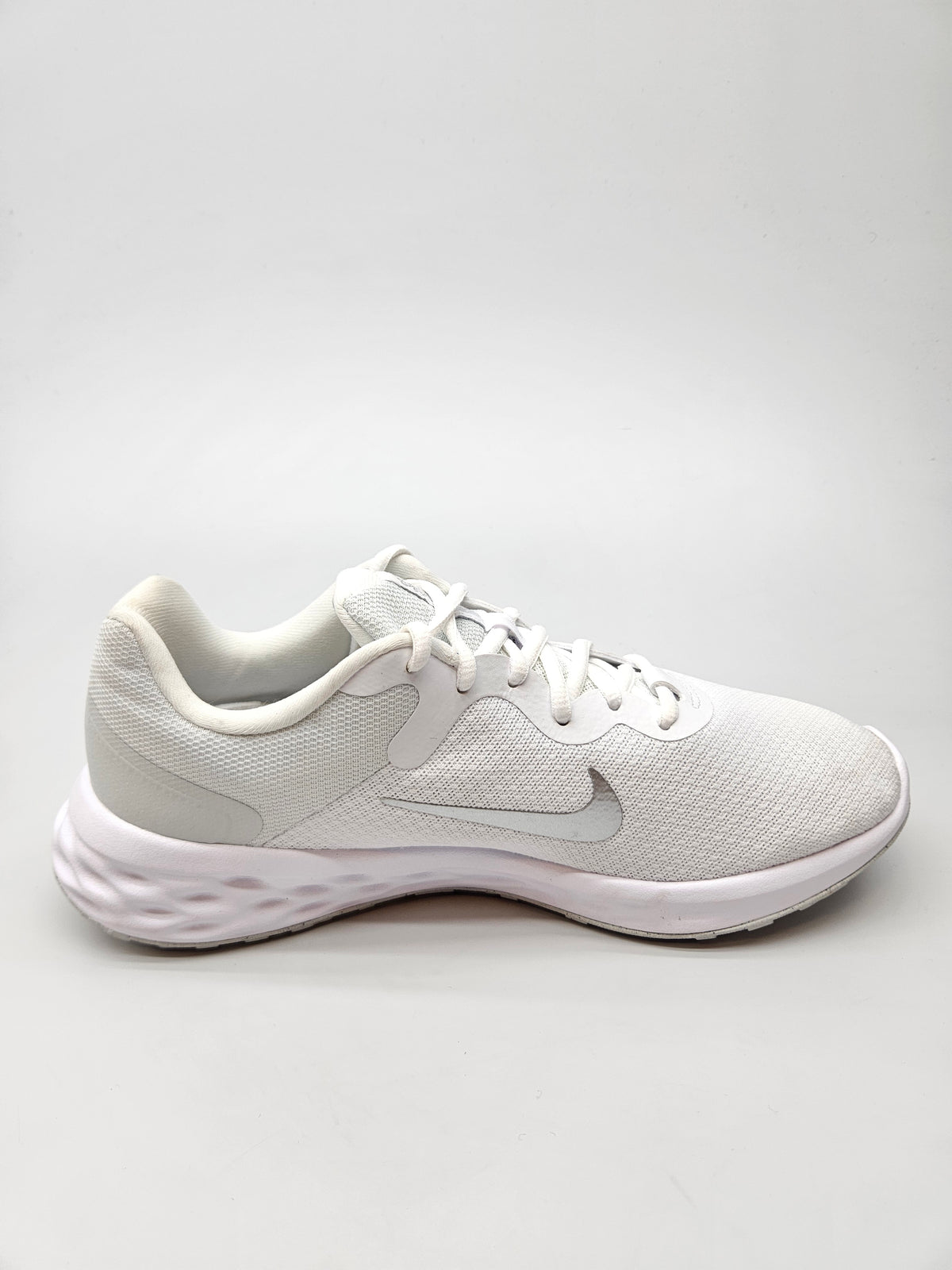 NIKE NOVI ORIGINAL PATIKI BR 40.5