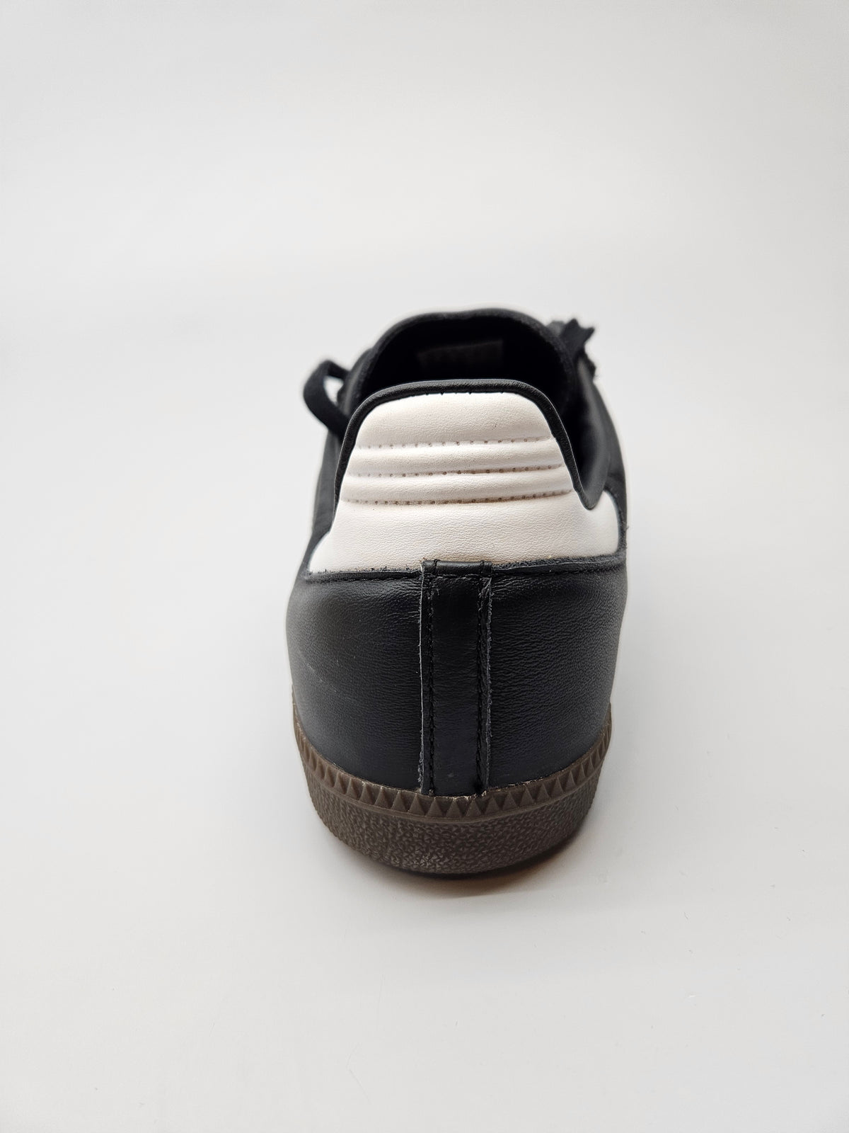 ADIDAS ORIGINAL PATIKI BR 42.5