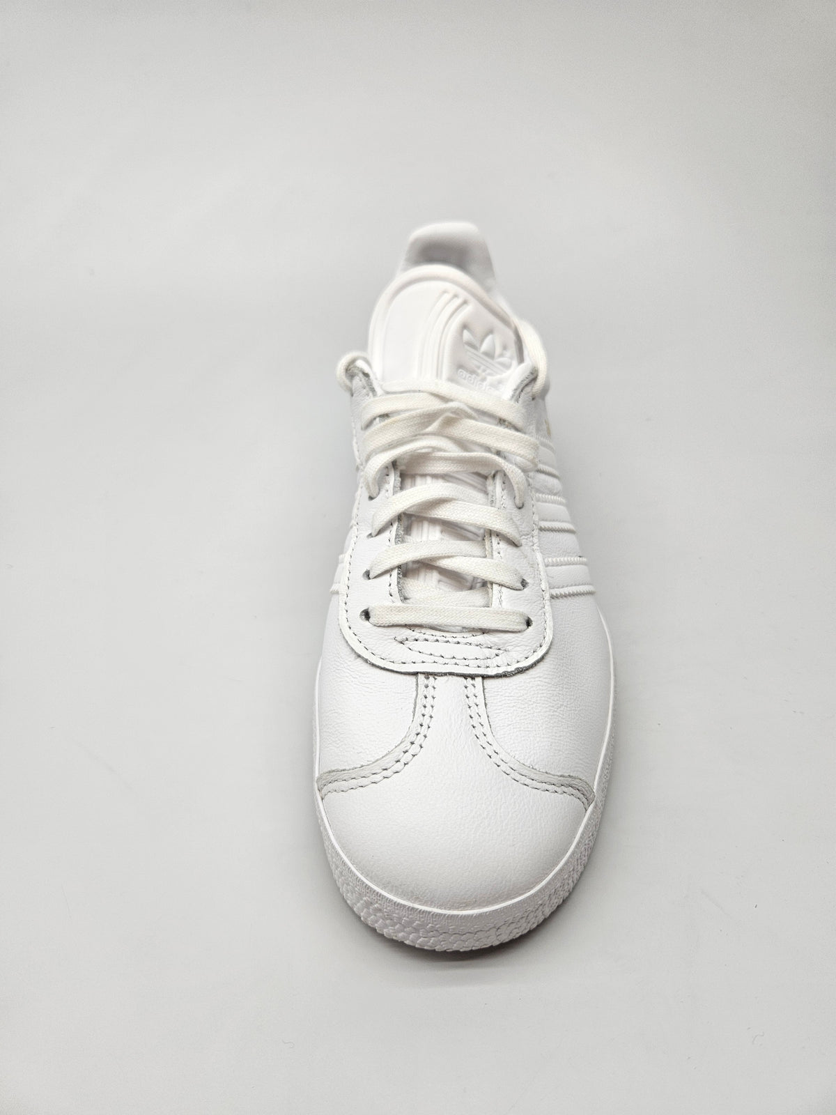 ADIDAS NOVI ORIGINAL PATIKI BR 38