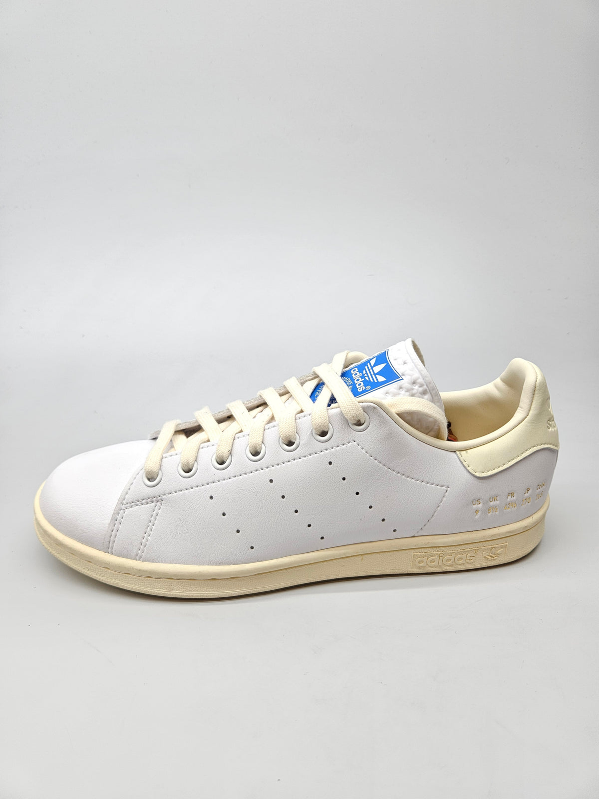 ADIDAS NOVI ORIGINAL PATIKI BR 42.5
