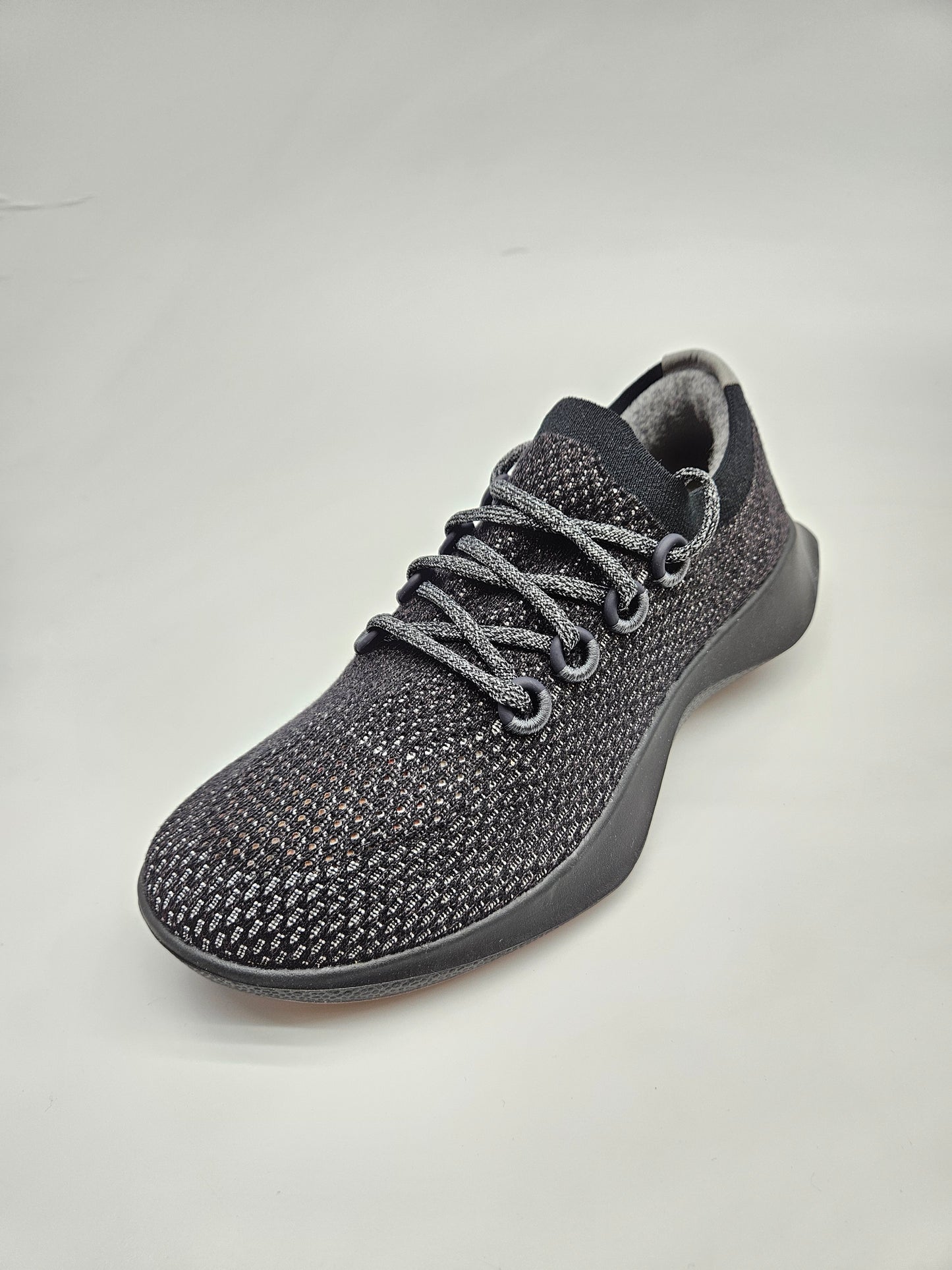 ALLBIRDS NOVI ORIGINAL PATIKI BR 42