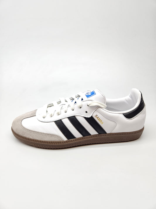 ADIDAS ORIGINAL PATIKI 42