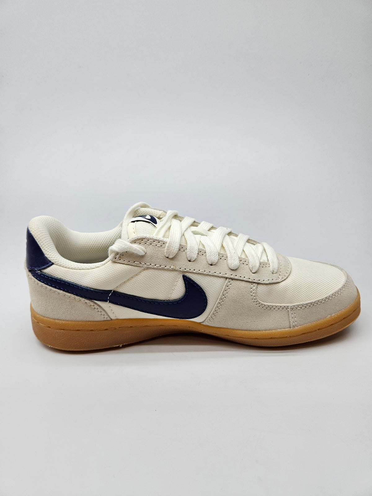 NIKE NOVI ORIGINAL PATIKI BR 38.5