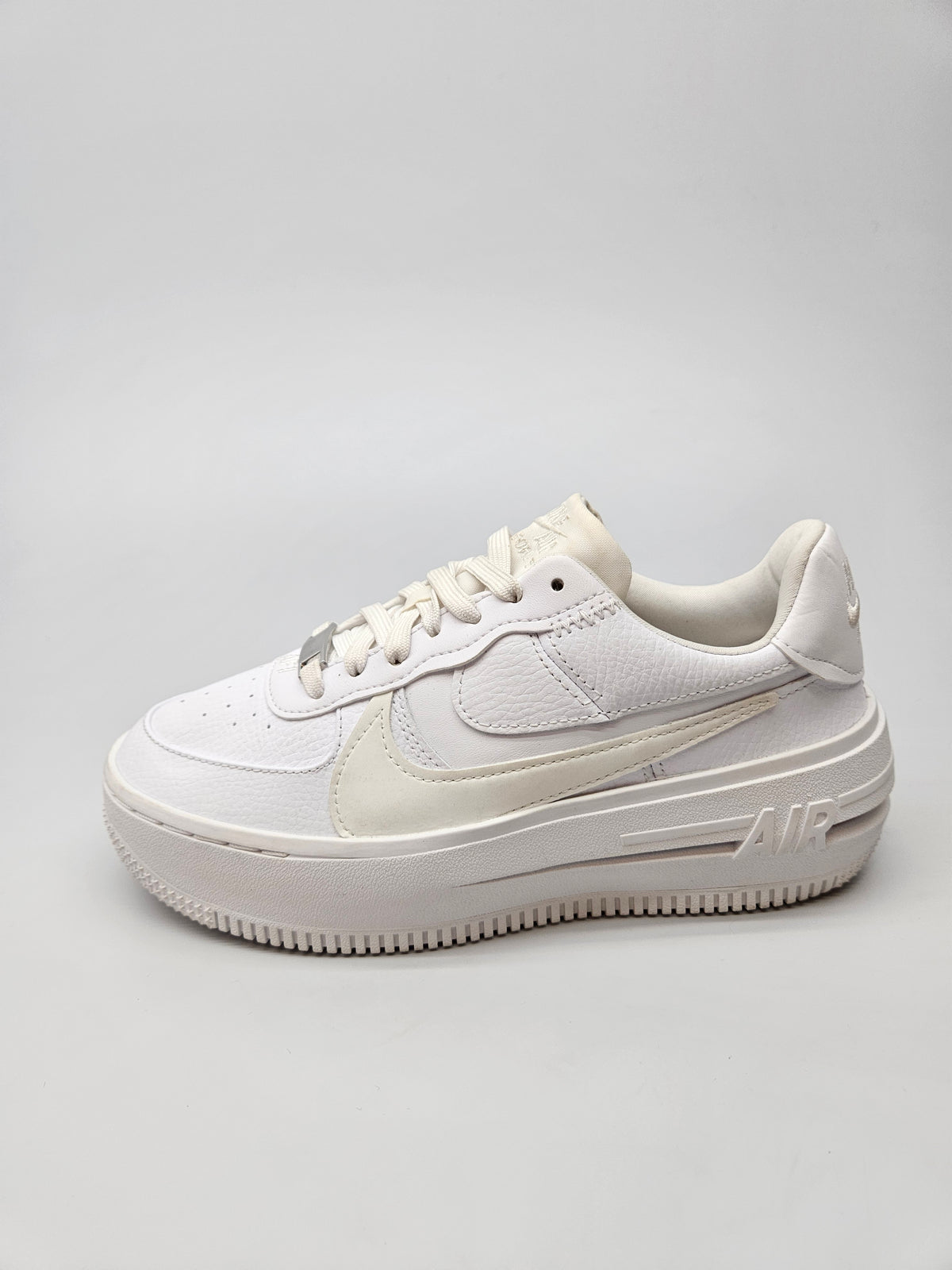 NIKE AF1 ORIGINAL NOVI PATIKI BR 36