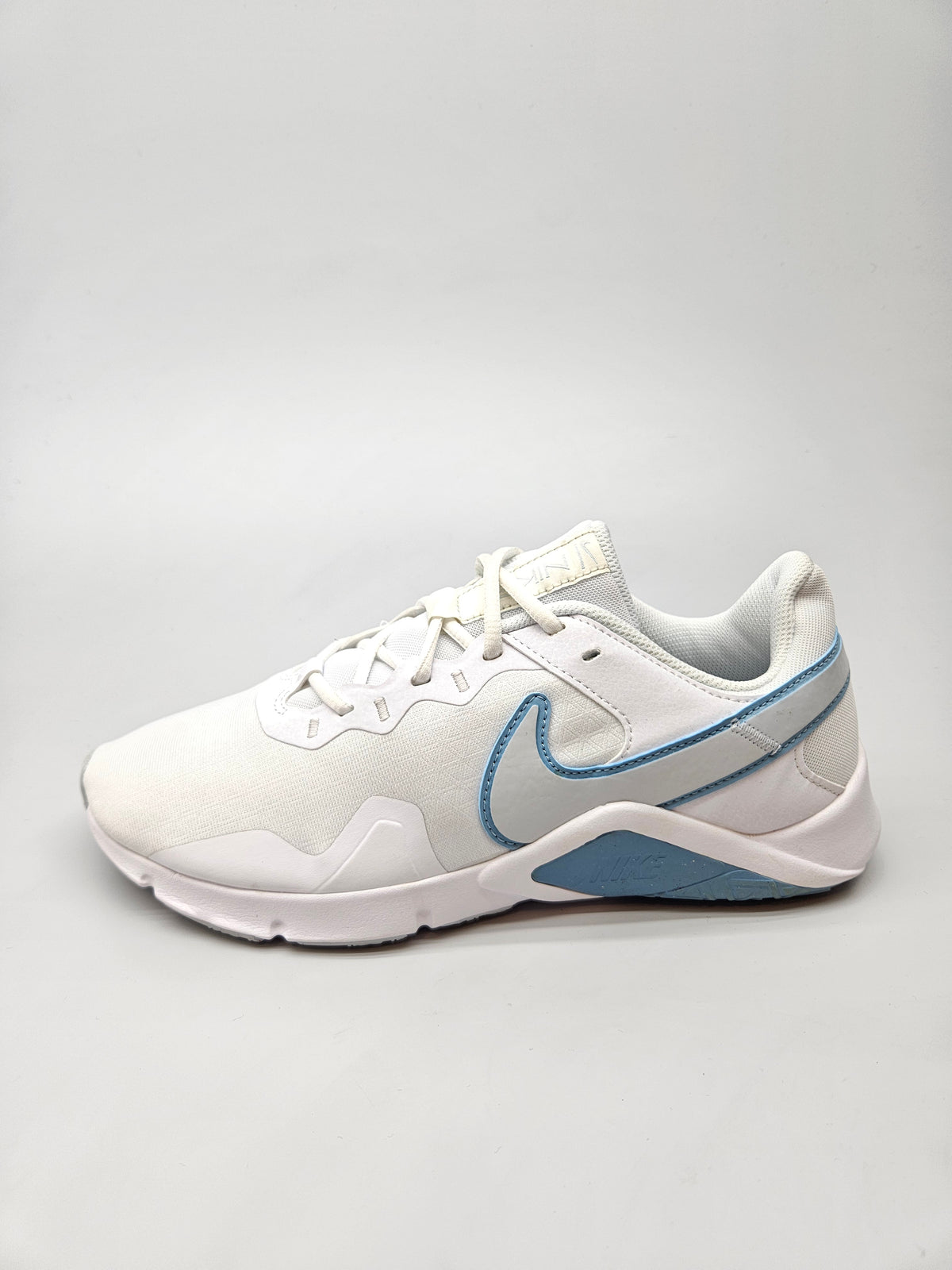 NIKE ORIGINAL KOZNI BR 40.5