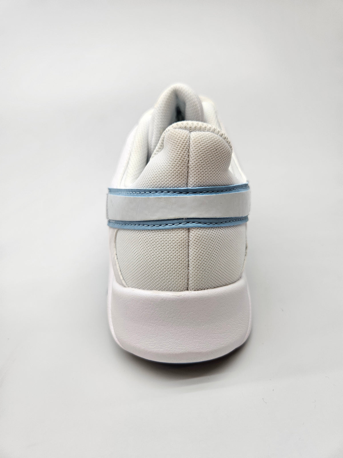 NIKE ORIGINAL KOZNI BR 40.5