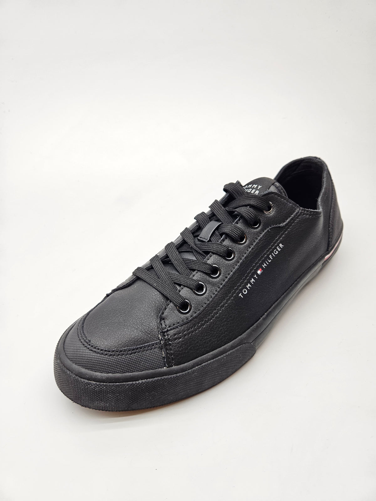 TOMMY  HILFIGER ORIGINAL PATIKI BR 43