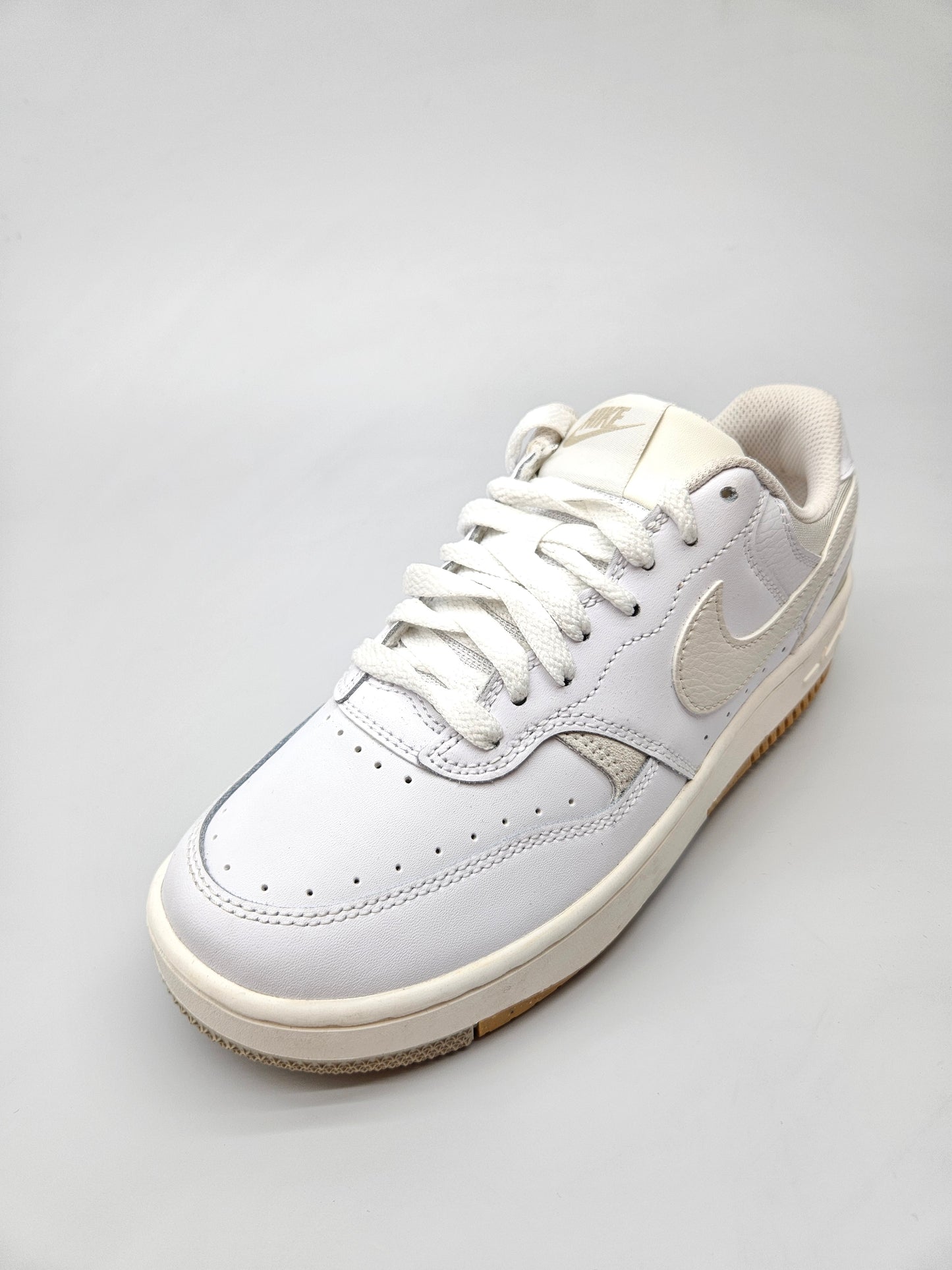 NIKE NOVI ORIGINAL PATIKI BR 37.5