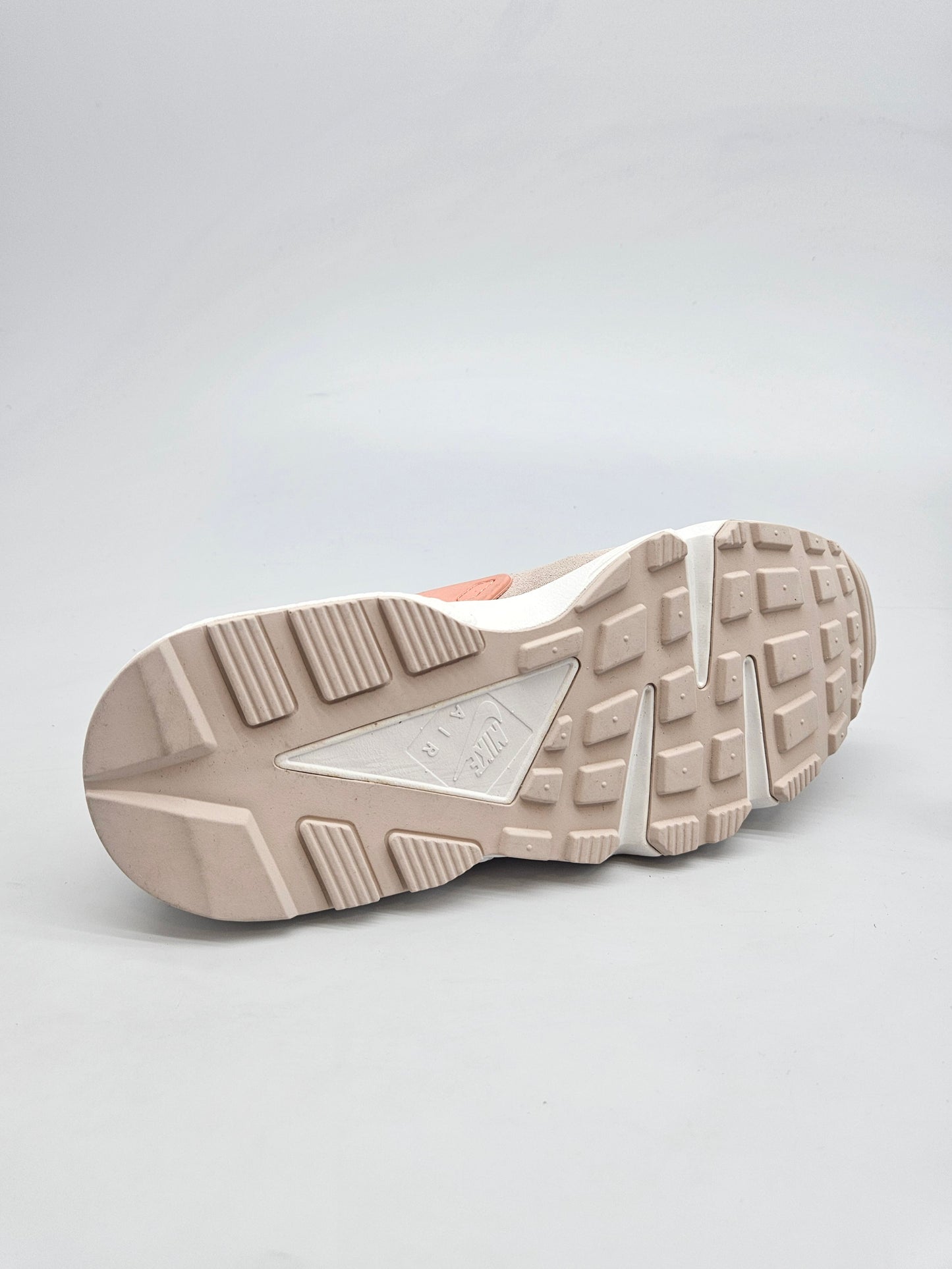 NIKE NOVI ORIGINAL PATIKI BR 40.5