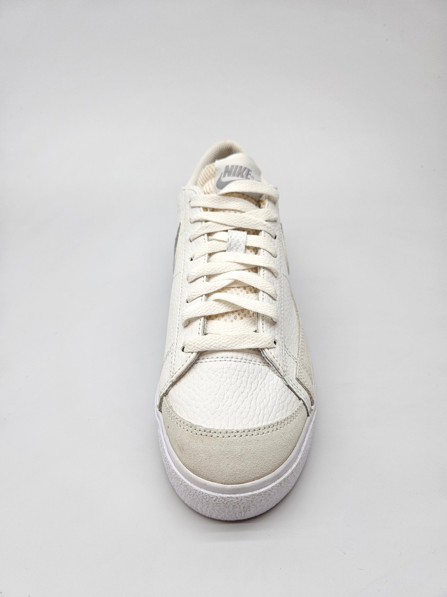 NIKE NOVI ORIGINAL PATIKI BR 39
