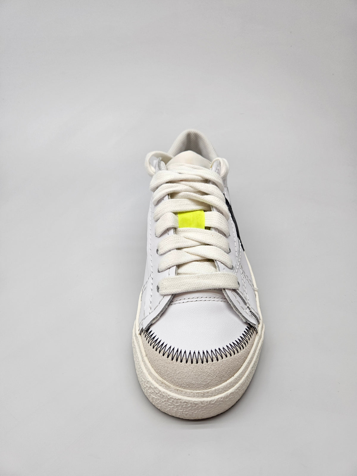 NIKE NOVI ORIGINAL PATIKI BR 39