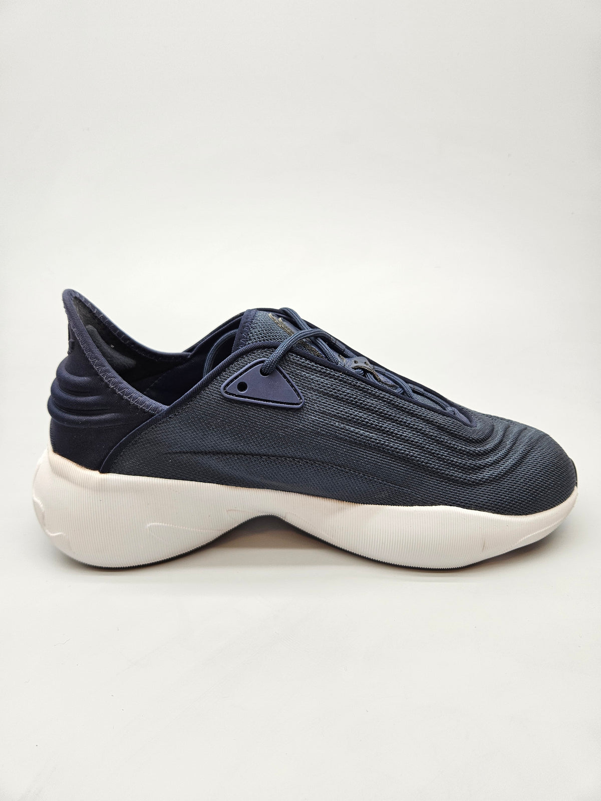 ADIDAS NOVI ORIGINAL PATIKI BR 44.5