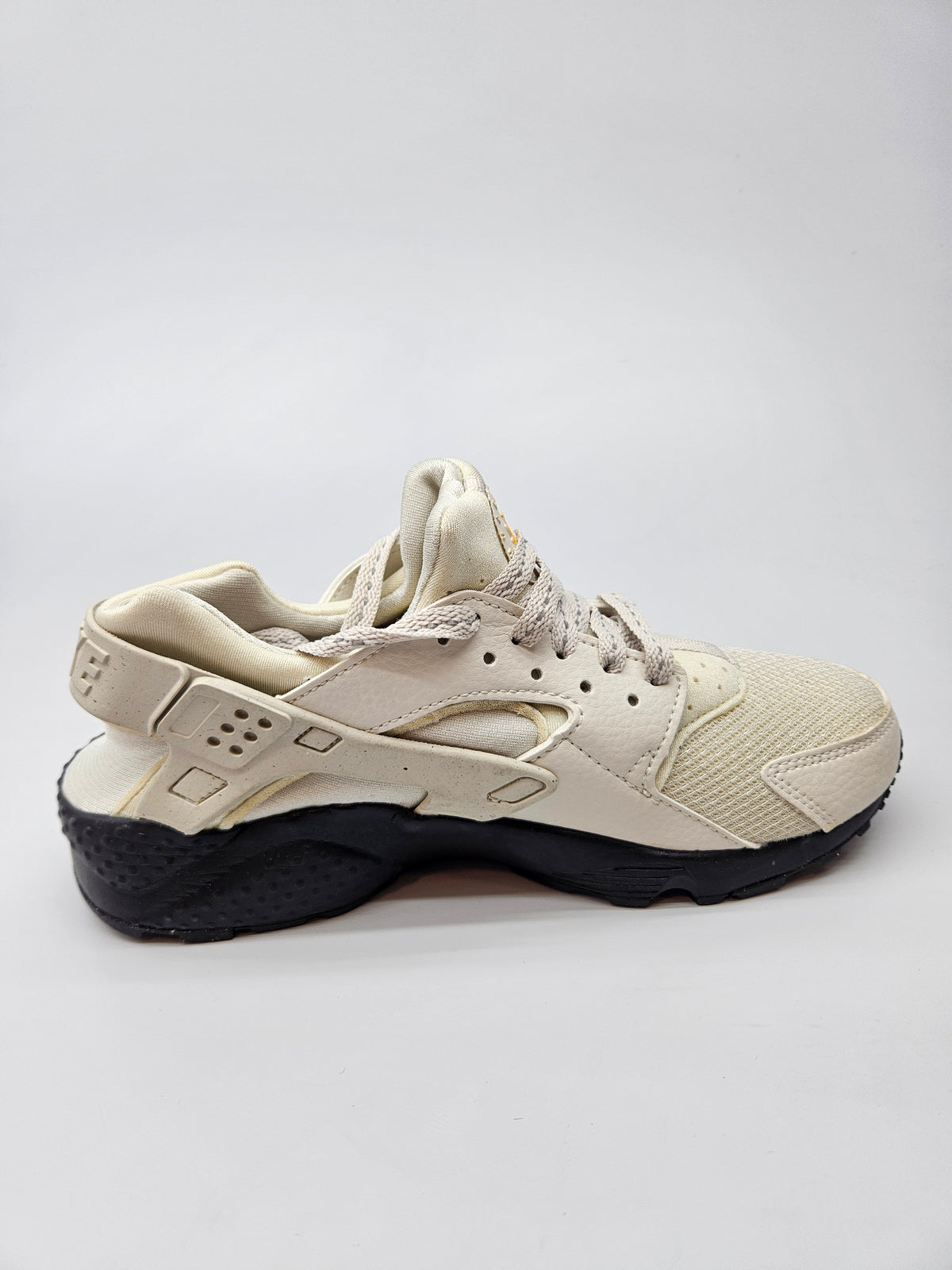 NIKE NOVI ORIGINAL PATIKI BR 38
